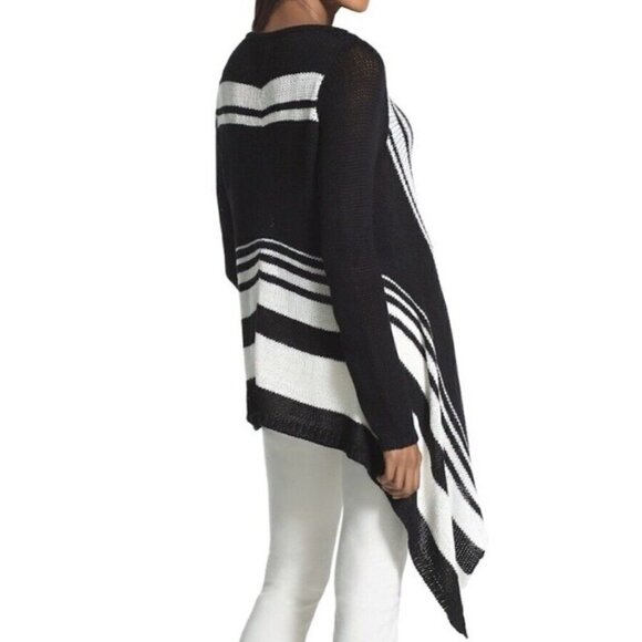 Chico's 1 Sz M Womens Asymmetrical Hem Knit Sweater Minimalist Black Stripe - Picture 7 of 12